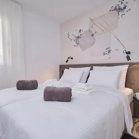 Point Of Life 1 By Litto Apartment