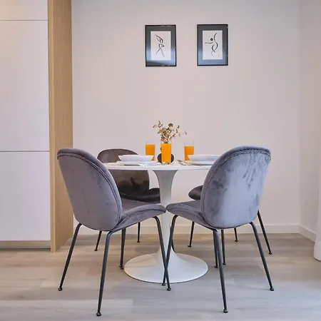 Point Of Life 1 By Litto Apartment *